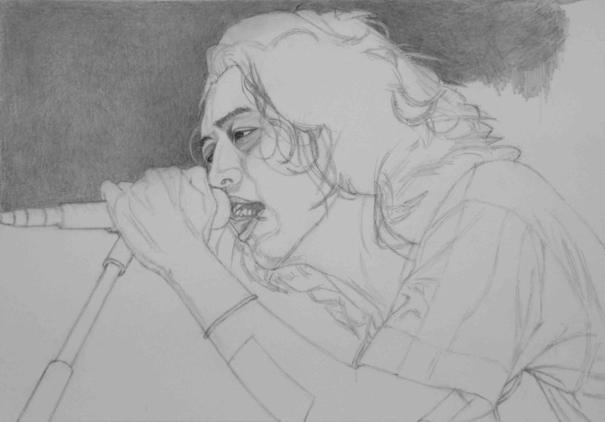 SanFucco's tweet image. #キタニタツヤ さんの 鉛筆画 Part10『描画途中』です。下描きの初期段階～塗り途中までの道程。
※描画スタートは3月9日。左上の画像は、3月下旬に撮影したものです。リアルタイムのものではありません。（freehand）
#Pencildrawing #キタニタツヤを描画せよ