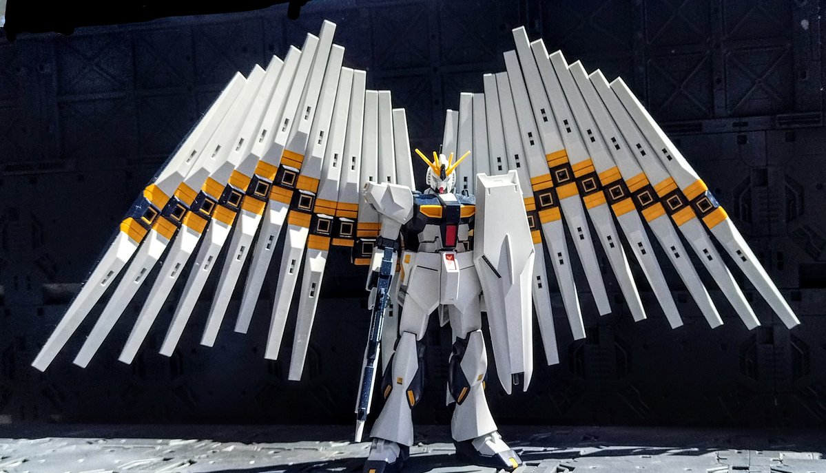 にーやん tweet media