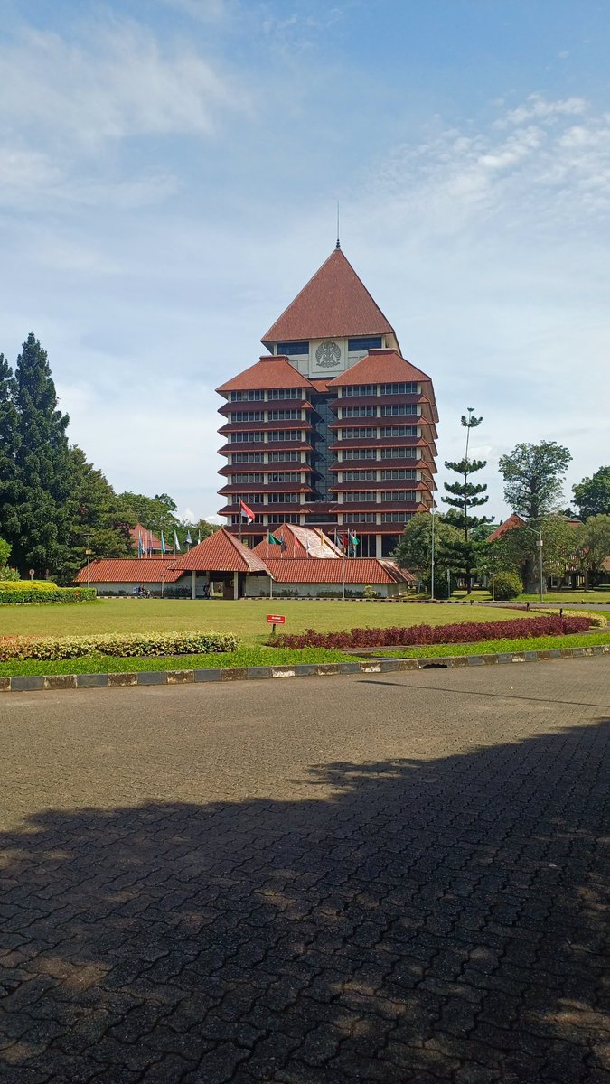 casey, ui tweet media