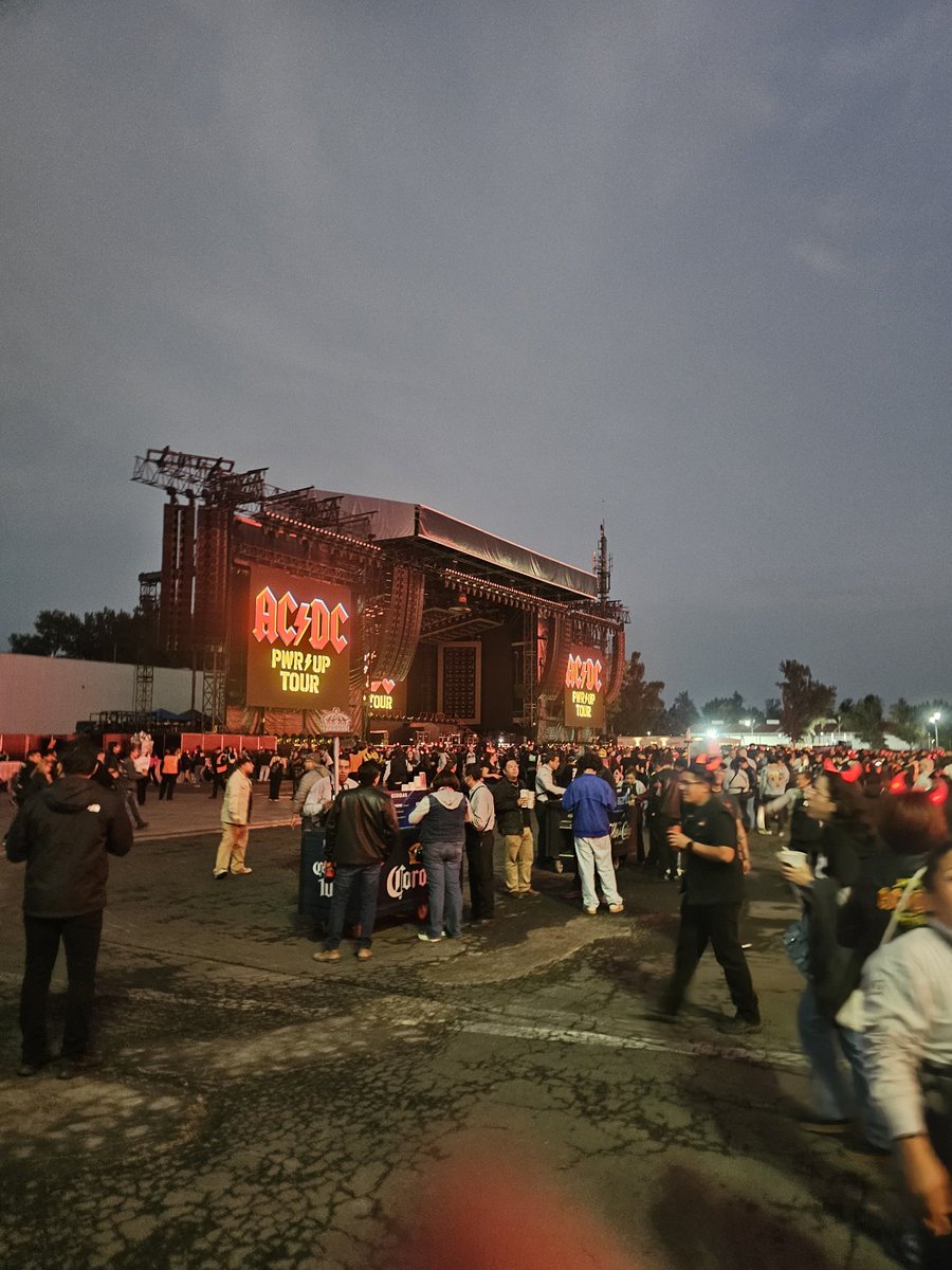 Carlos Cruz tweet media