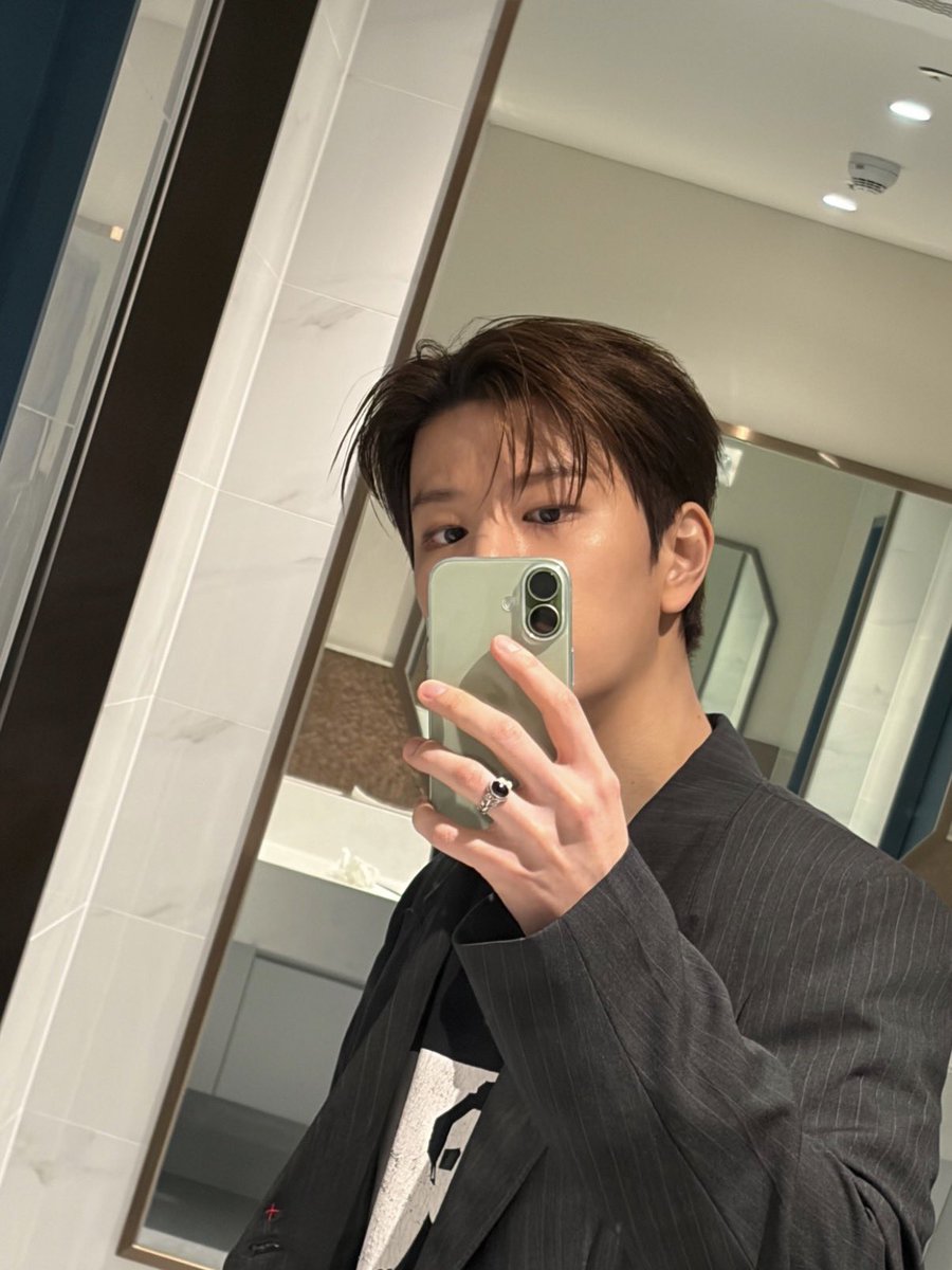 ๐ณ๐๐๐ ๐ฆ tweet media