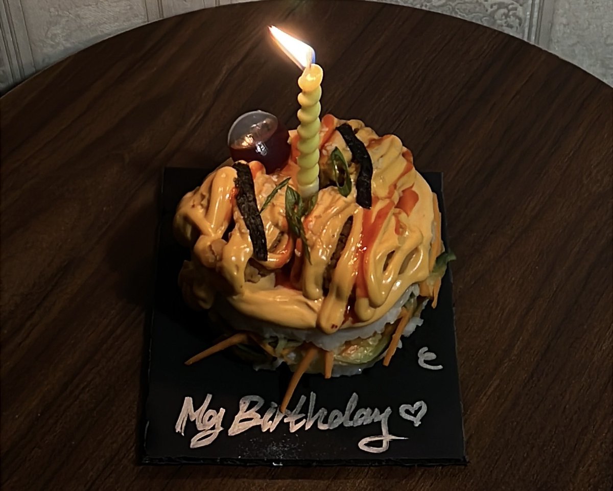 8iiwm's tweet photo. Happy birthday to me https://t.co/ZYZWgolNoQ