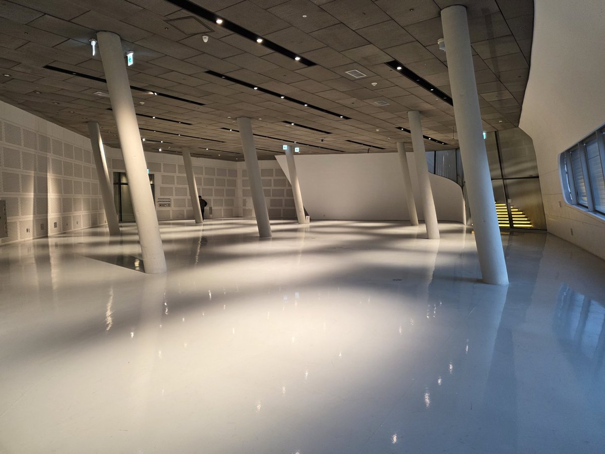 리슬(LEESLE) tweet media