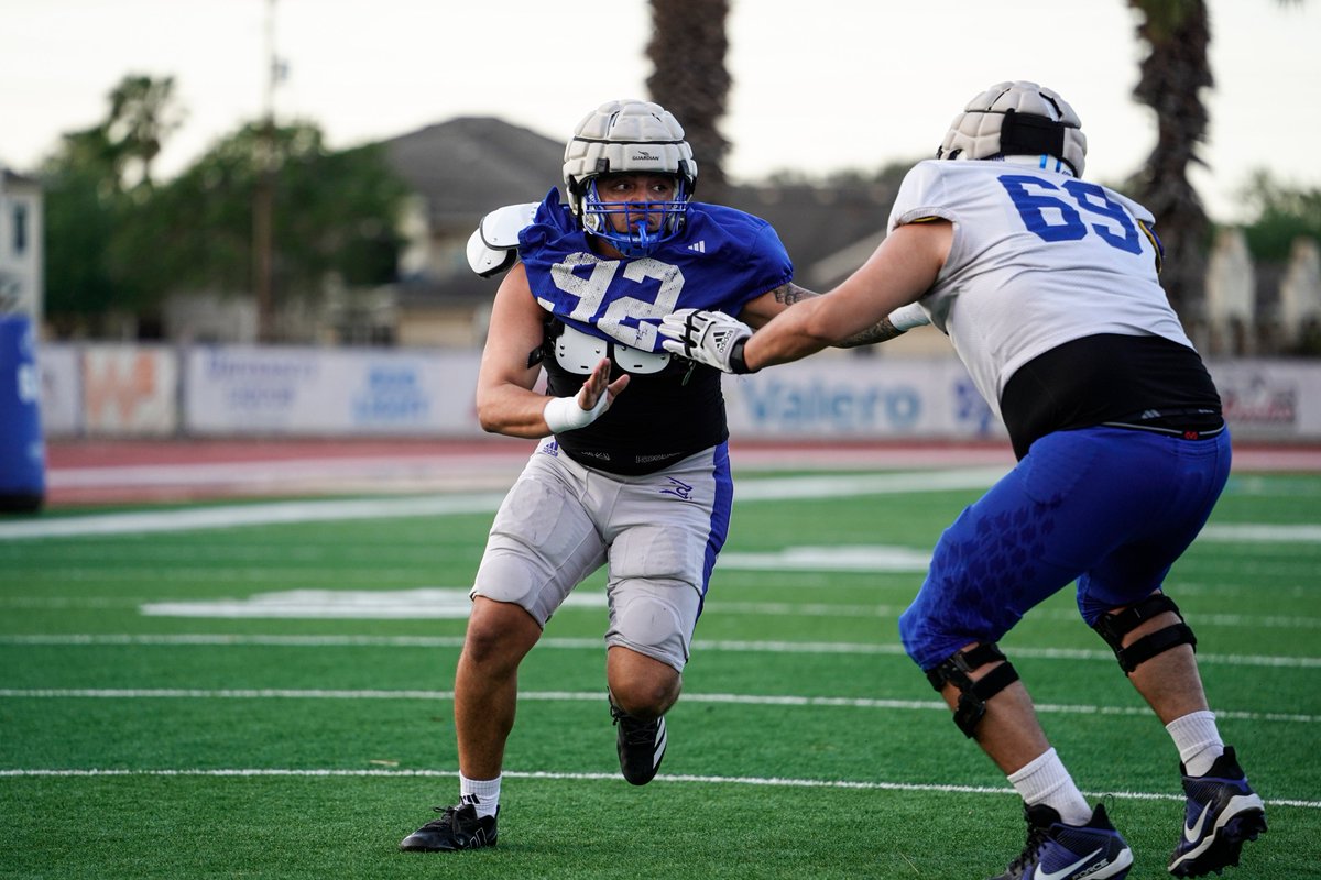 TAMUK Javelina Football tweet media