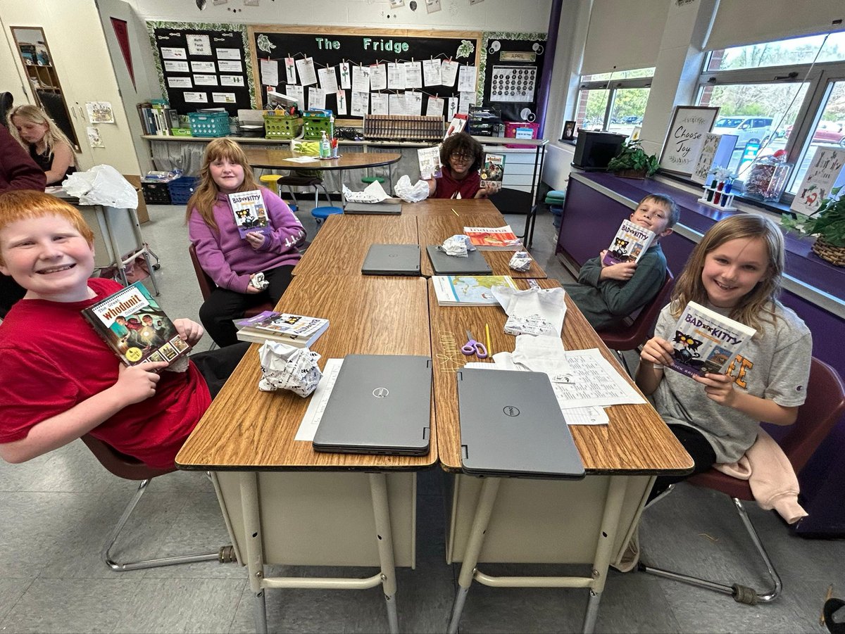 tz_school's tweet image. Book Blast books were distributed today. Everyone received at least one book.  Check out Mrs. Inlow’s class!#bookblast #literacy