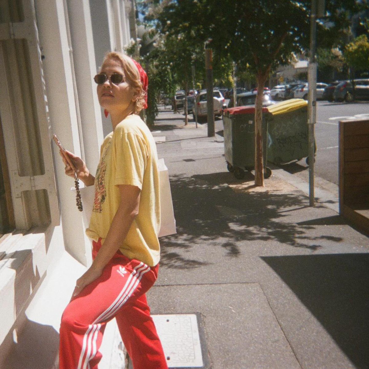 Rita Ora tweet media