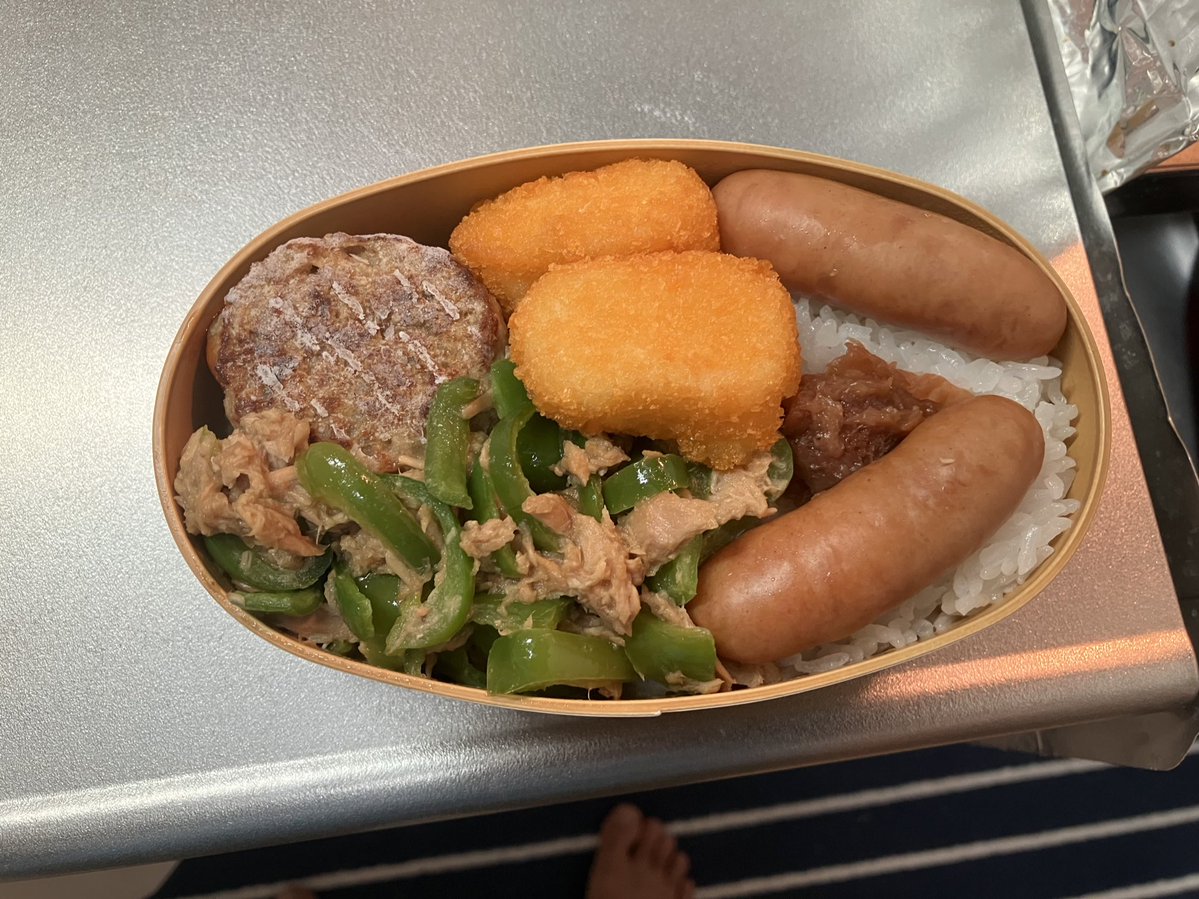 タロス tweet media