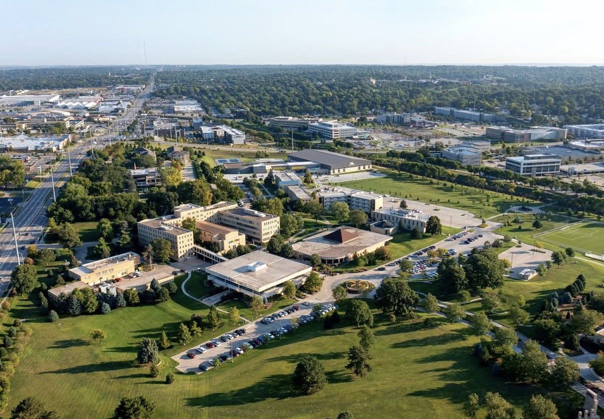 Coach Markell Cox tweet media