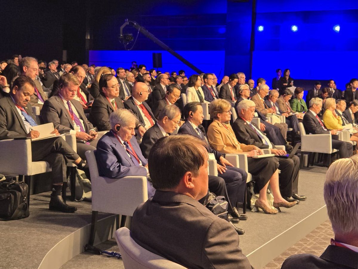 shigeruishiba's tweet image. アサンプレナム2026にて基調講演。同盟国、同志国の外交安全保障政策のプロが一堂に会しています。