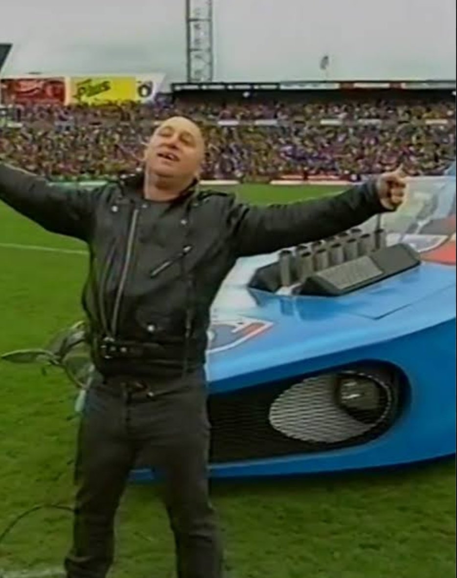 Maggiepies tweet media