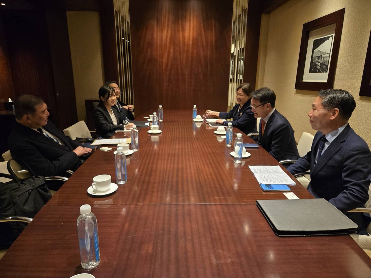 石破茂 tweet media