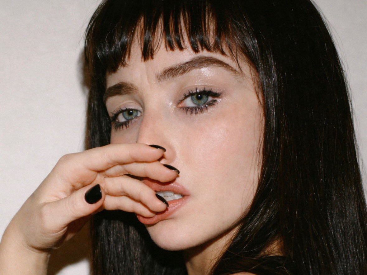 𝖦𝗂𝗇𝖾𝗏𝗋𝖺, tweet media