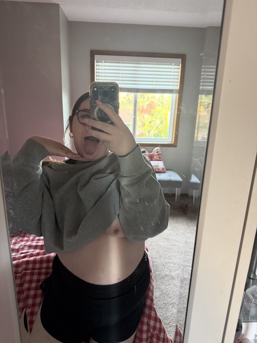 baby j໒꒱ tweet media