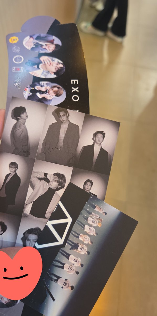 zephyr__94's tweet photo. Forever with you 💕🫶 Thank you, #EXO

#14YearsWithEXO
#EXO14thAnniversary 
#엑소14년쨓청춘을꿈꾸는중 https://t.co/9zIFpw6mkX