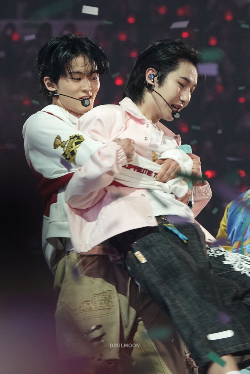 DDULMOON tweet media