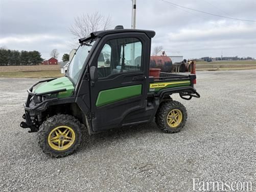 FarmsNews's tweet image. 2023 John Deere XUV 835M ⏬

Extreme terrain, 4WD gas XUV, cargo box with poly liner, power steering, brake lights, taillights, and more.

usfarmer.com/recreational-v…

#ATV @LegacyEquipment