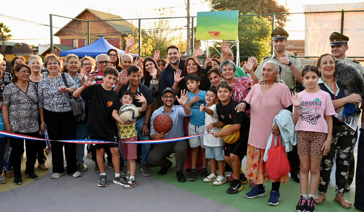 Claudio Orrego L. tweet media