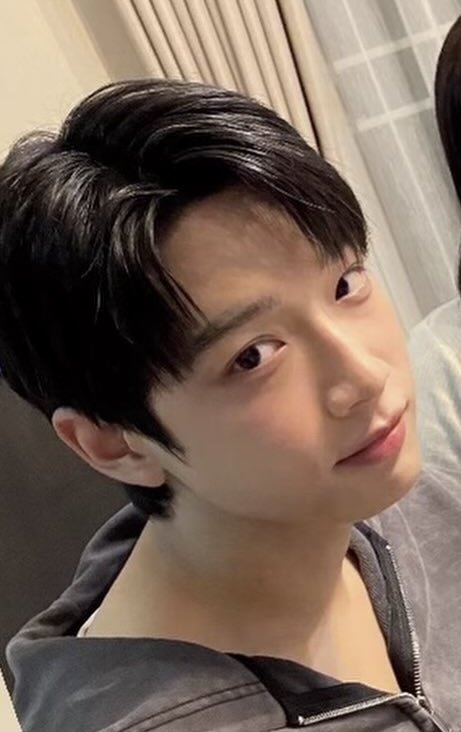 nalaola 🍼 tweet media