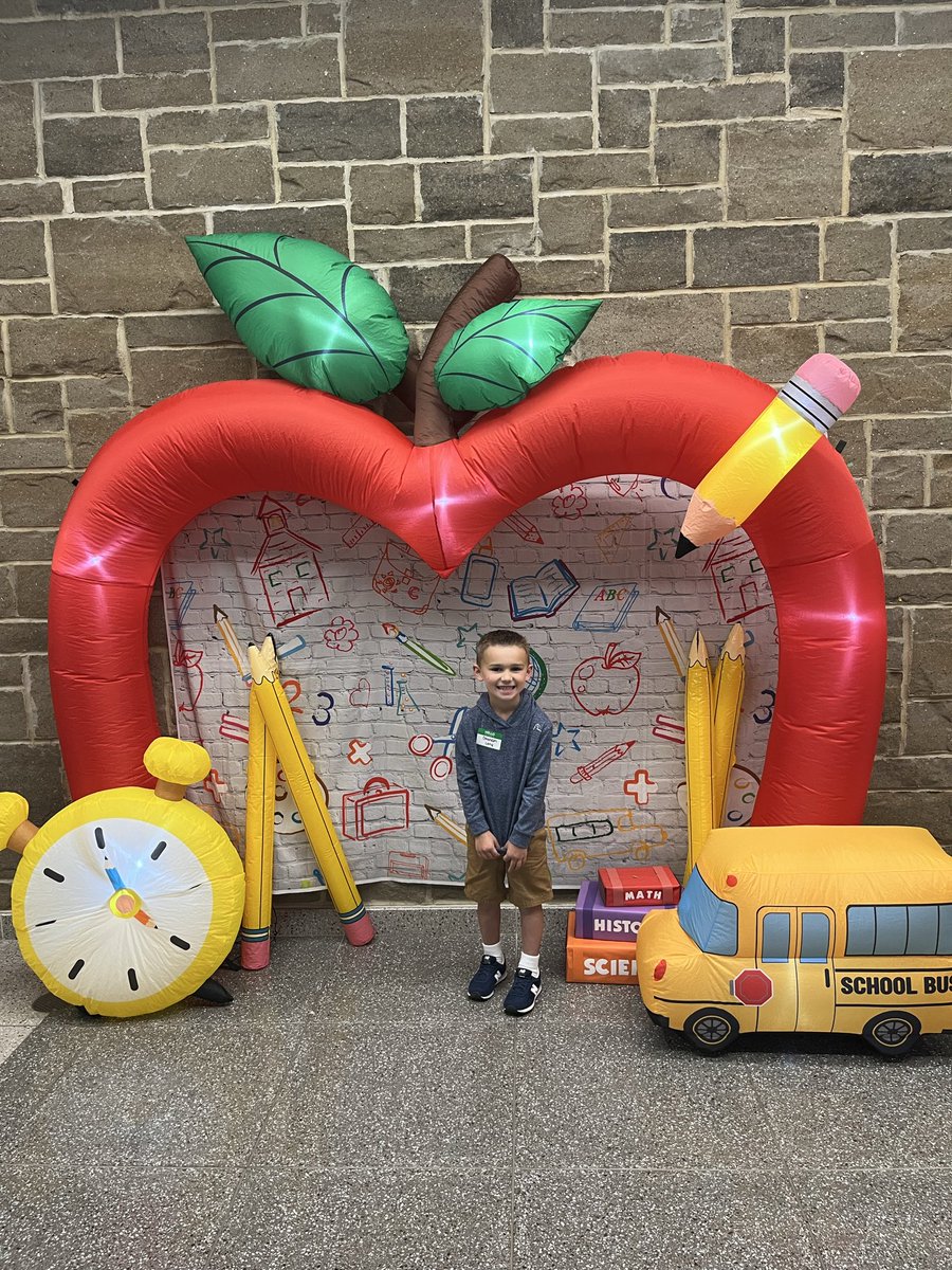 Mrs_Carisa_Long's tweet photo. Thank you @ProsperISD and @Boyer_Elem_PISD for a great evening! 🥹 #kinderbound https://t.co/oCIT3zeLvh