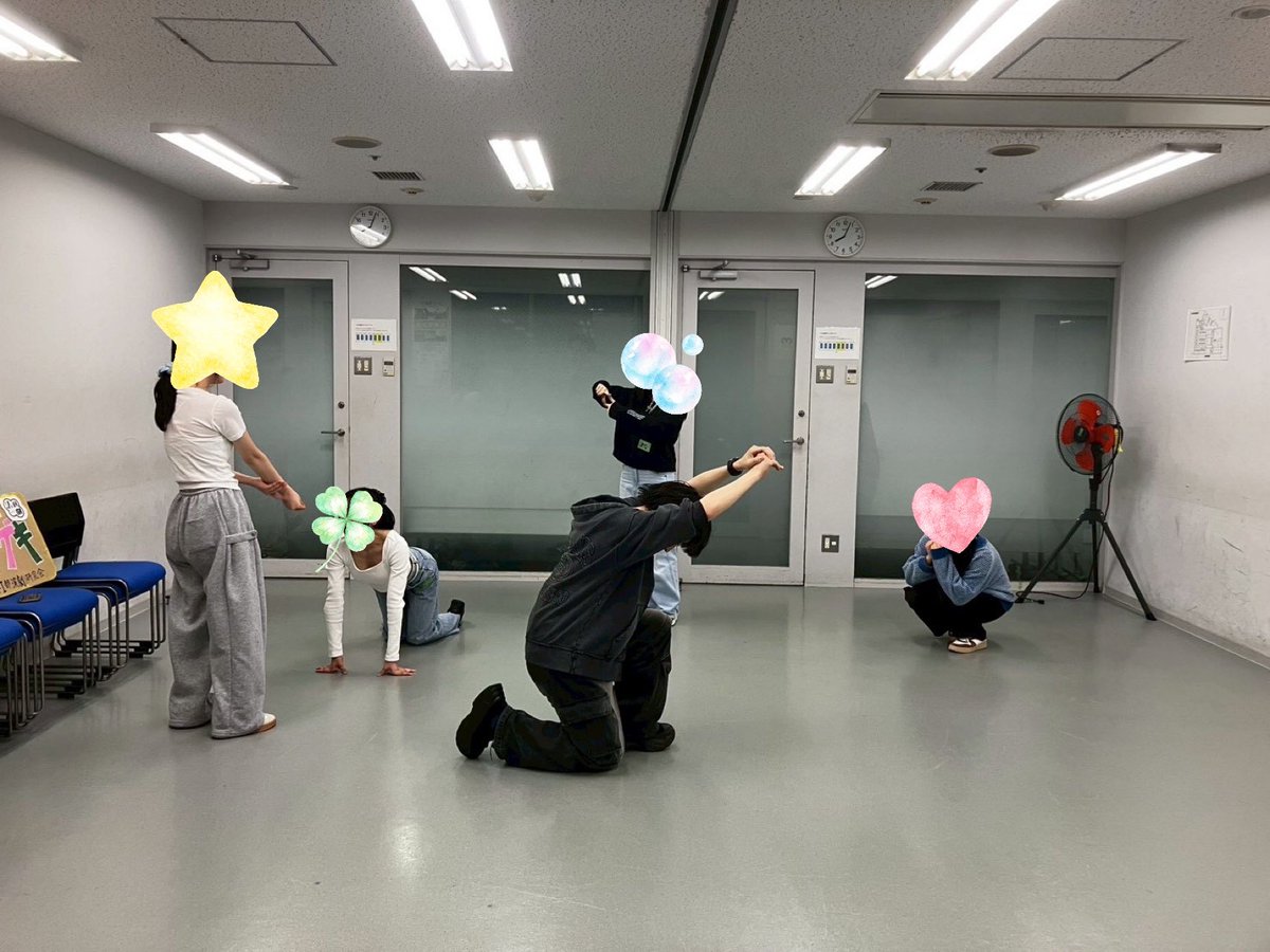 hosei_ichigeki's tweet photo. 【レク1日目】
レク1日目終了しました！
ご参加ありがとうございました❣️

体を動かすゲームで、演劇の雰囲気を体験しました✨

レクは残り3日！まだまだ予約受付中です！飛び込み参加OKです！参加お待ちしております💖

↓ご予約はこちら↓
https://t.co/TnxWZ9VKHa

#春から法政 #法政一劇 #イチゲキ https://t.co/YGDkNDTK6J