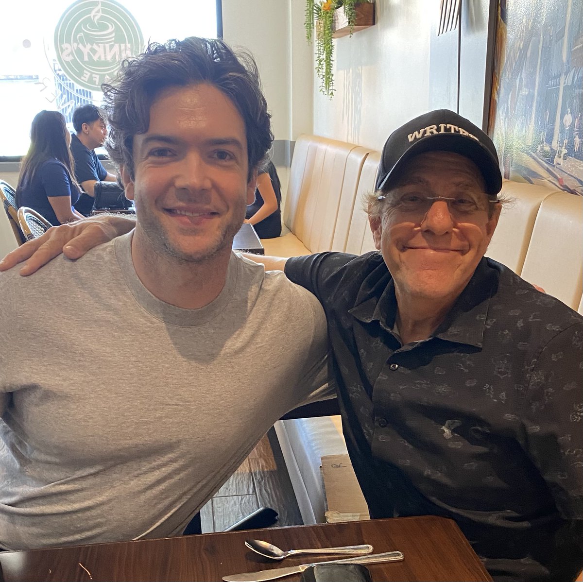MarcZicree's tweet photo. Great lunch yesterday with Ethan Peck, Spock of Strange New Worlds.  A wonderful talent and wonderful guy, we talked of things far and wide, including science fiction and his grandfather Gregory Peck.  Look forward to a time when we can work together! https://t.co/bO4XDRg20w