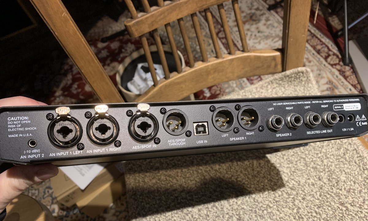 【#機材売ります】
Dangerous audio source モニターコントローラー
コンパクトで便利なモニターコントローラーです。動作好調です。電源ケーブルも付きます。(定価20万円)

送料込み10万円でいかがでしょう。
希望の方はDMまたはleikiueda(at)gmail〜までお願いします。