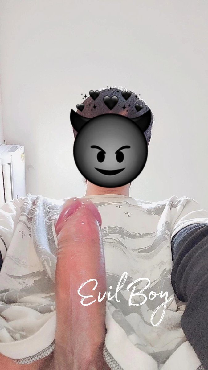 EvilBoy_Viii tweet media