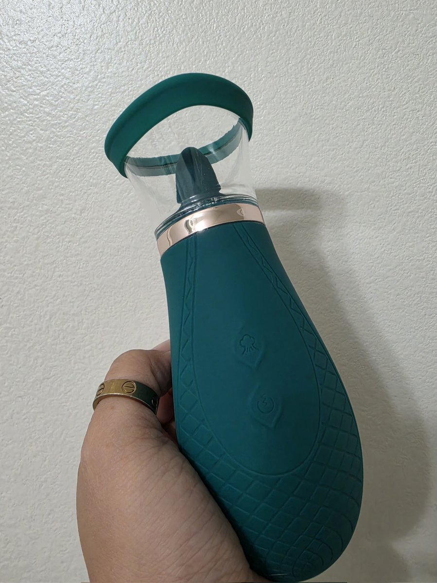 Courtney 🌺 tweet media