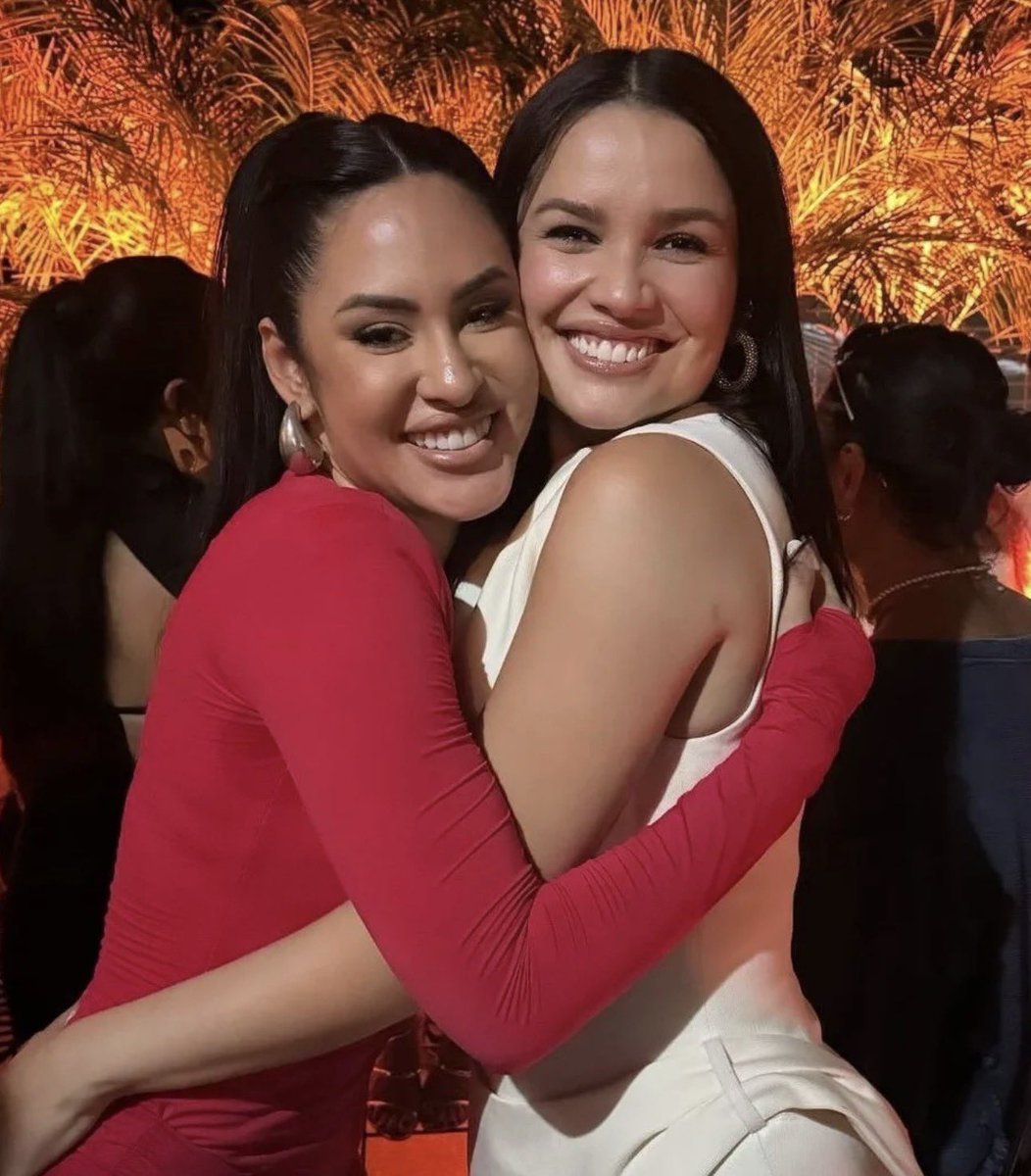 ❥Letícia tweet media