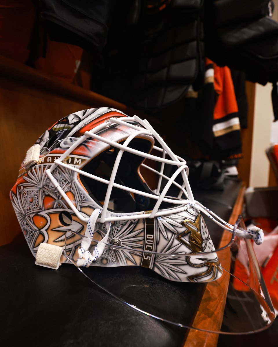 x - Anaheim Ducks tweet media