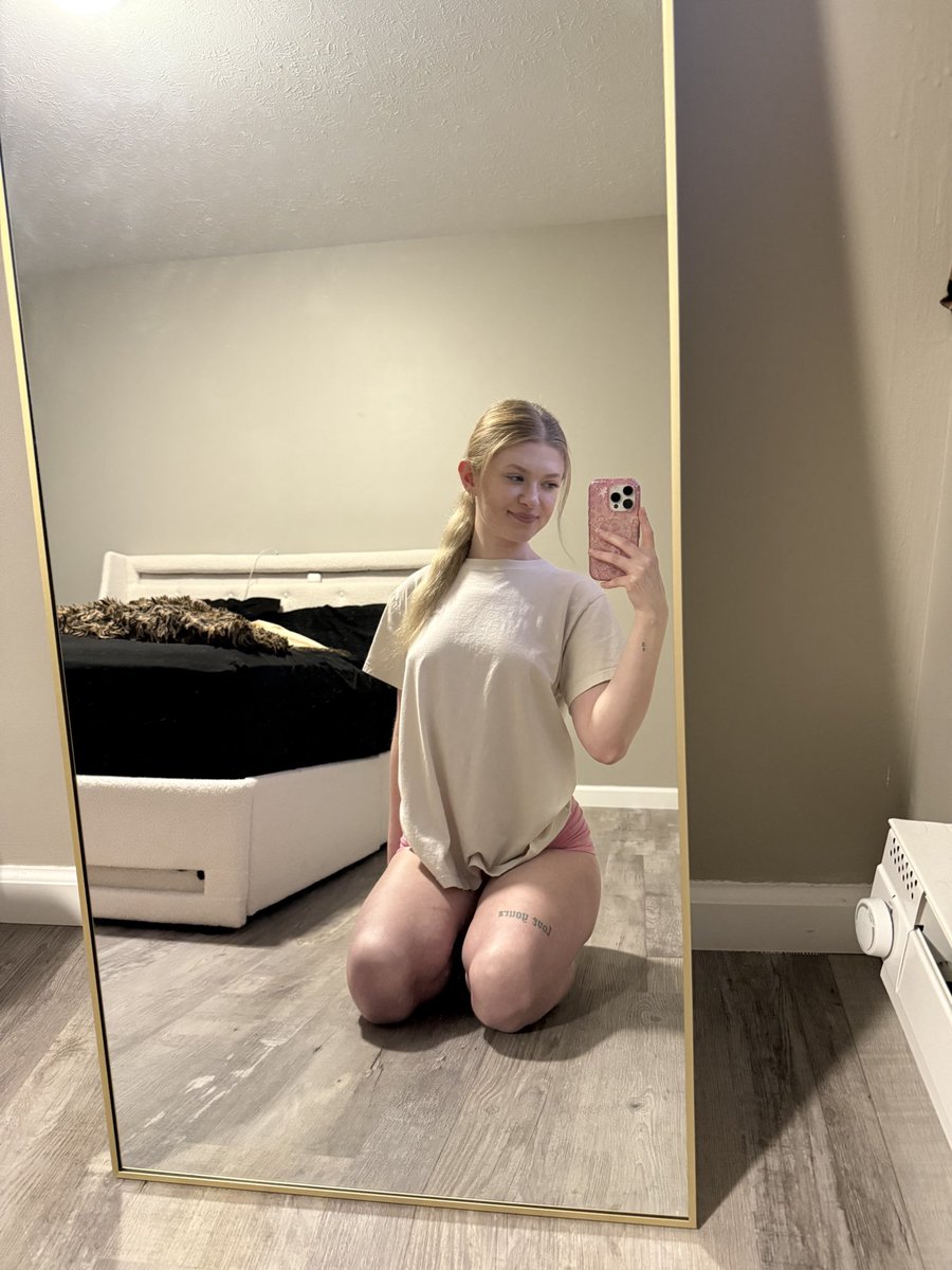 izzy 💕 tweet media