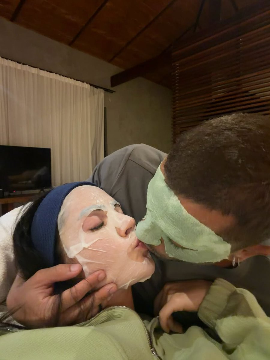 Hugo Gloss tweet media