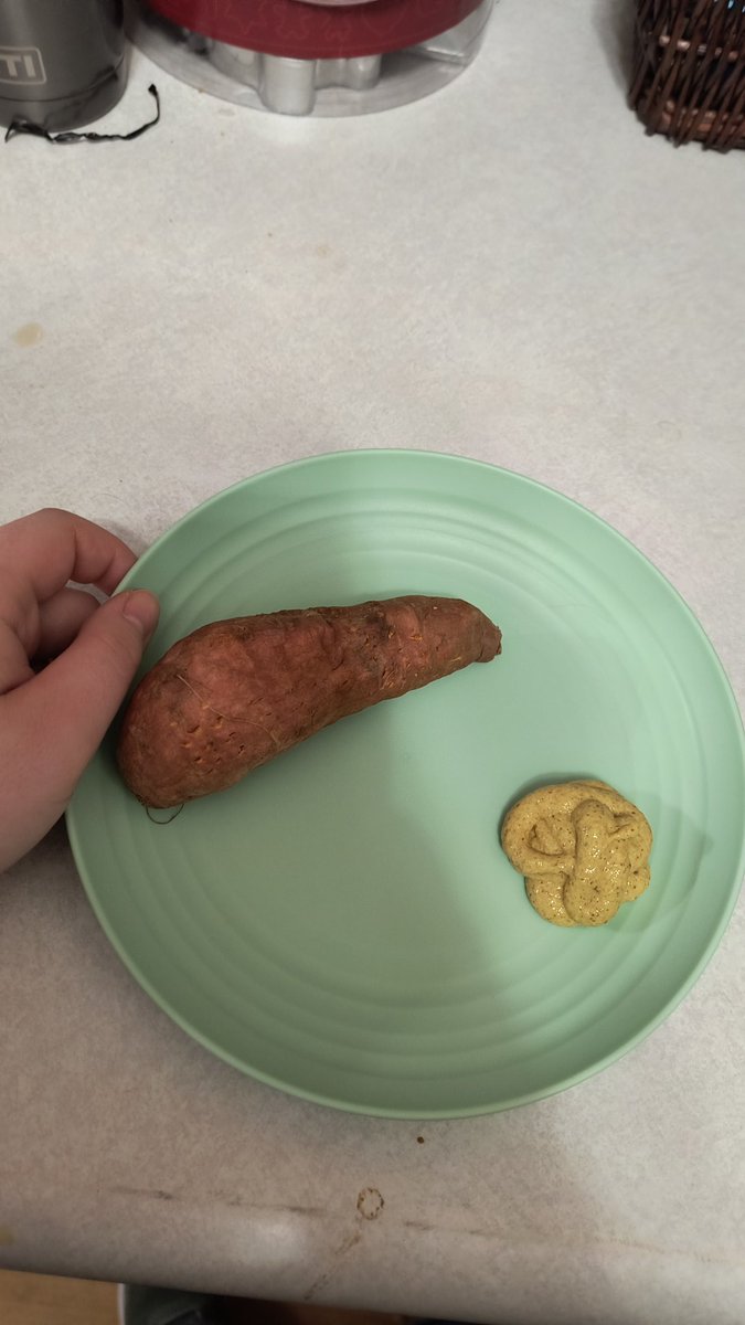 huckleberry of edtwt tweet media