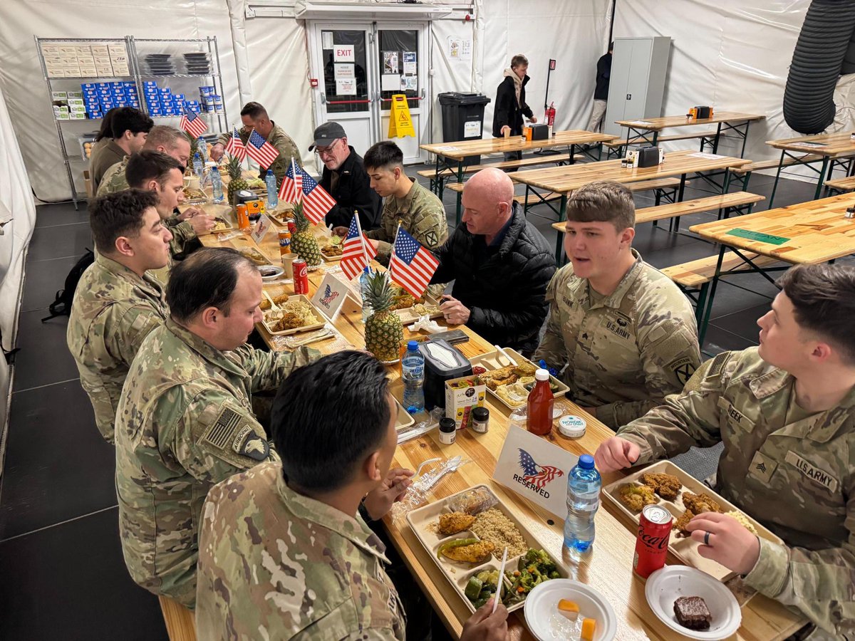 Senator Mark Kelly tweet media