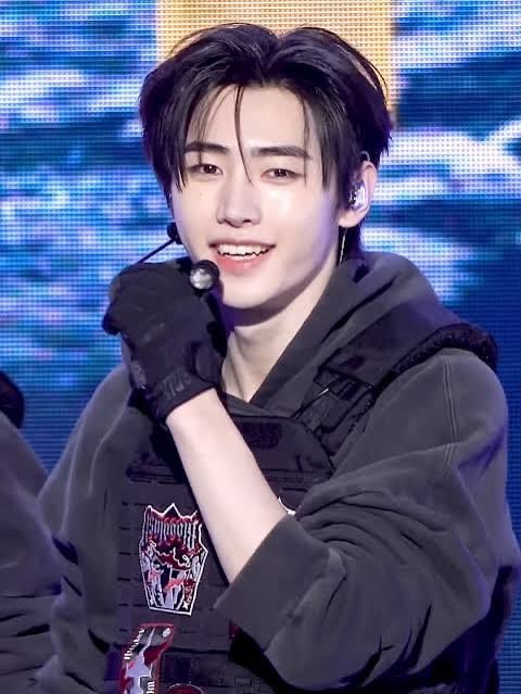 Skittles tweet media