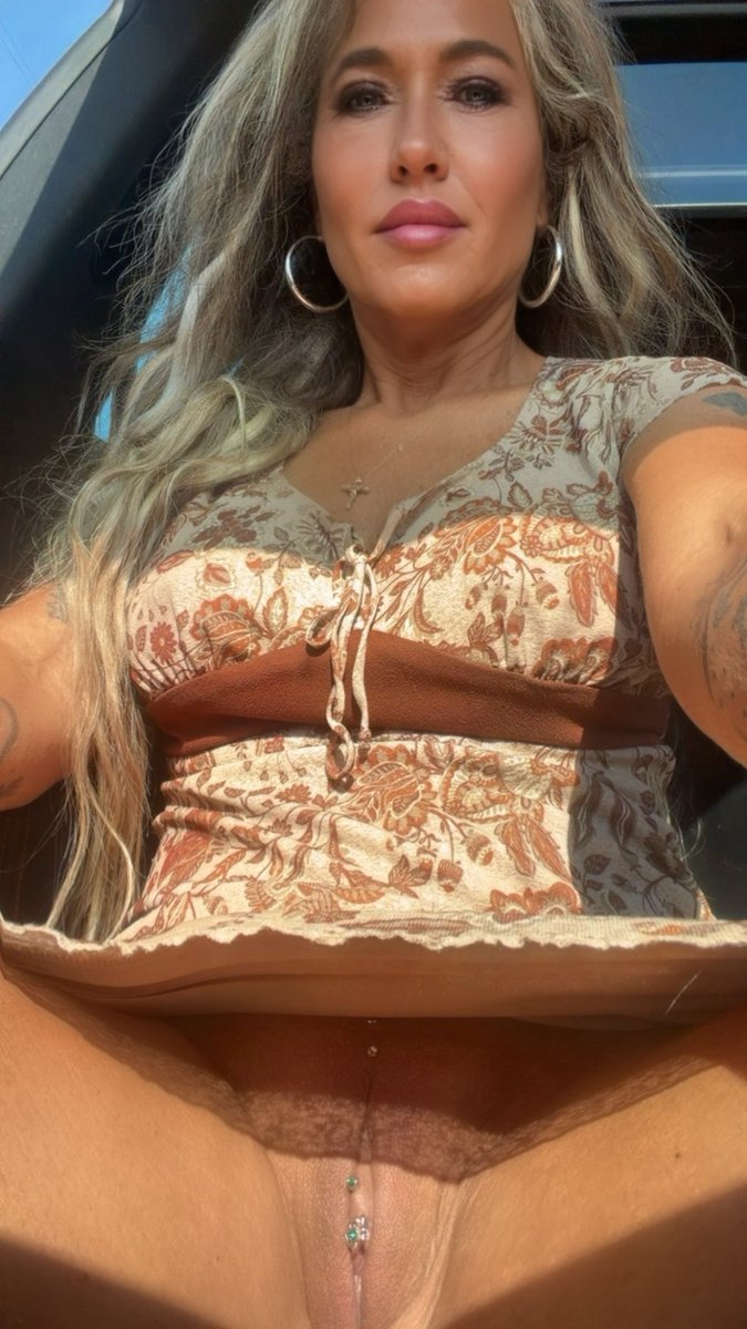 GeorgiaFireball MILF over 50 tweet media