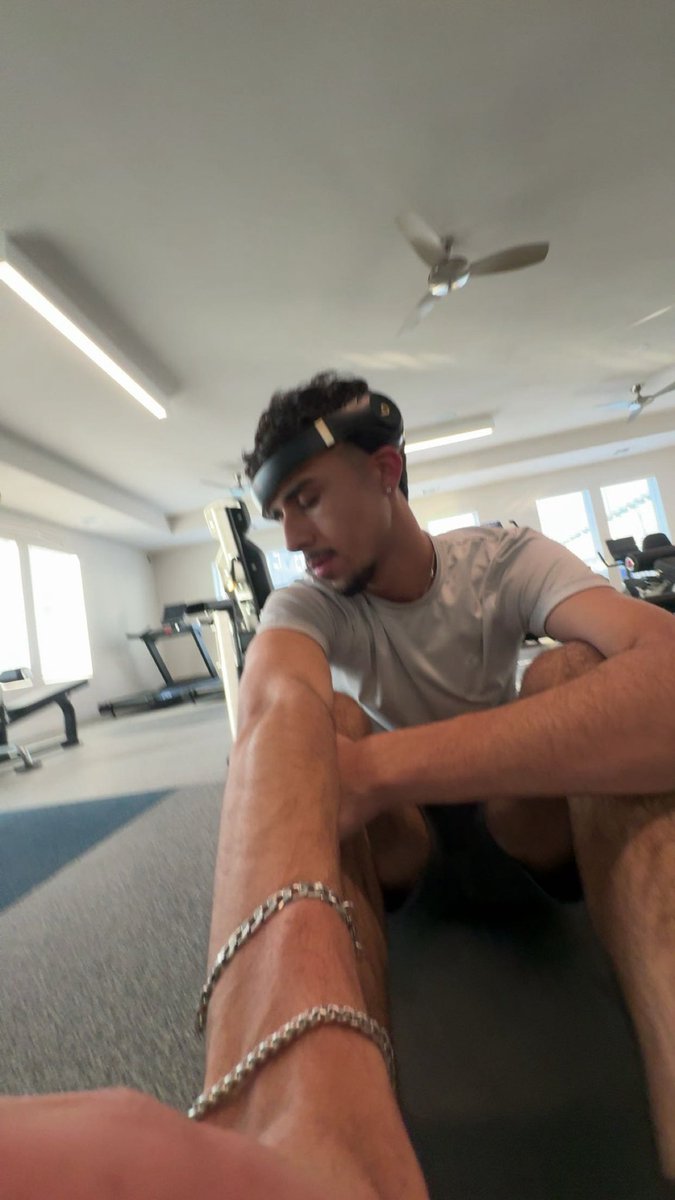 4sirj's tweet photo. Lolla in 3 months so here we go 😵 https://t.co/M3cPcSe4Sr