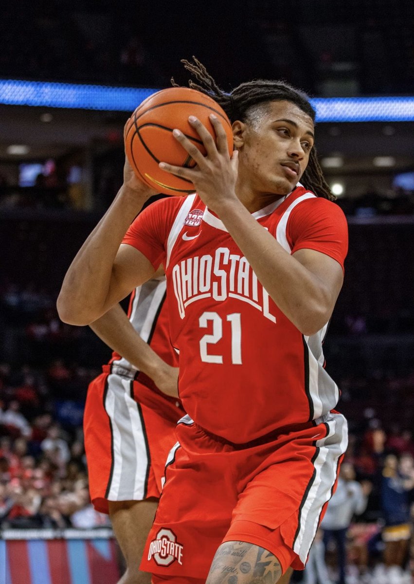 Husky Hoops Central tweet media