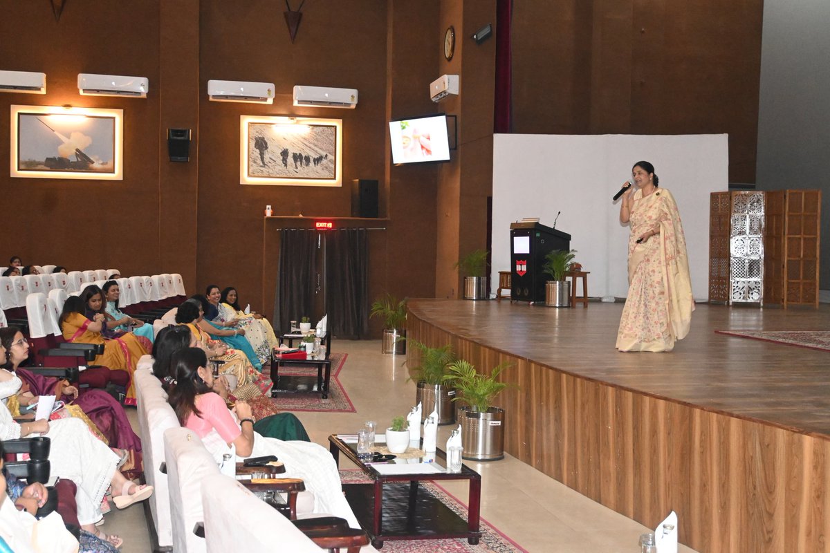 PRO Defence Lucknow tweet media