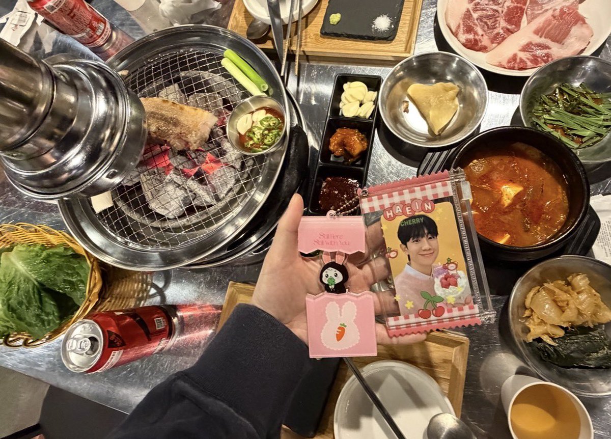 nini0226_ tweet media