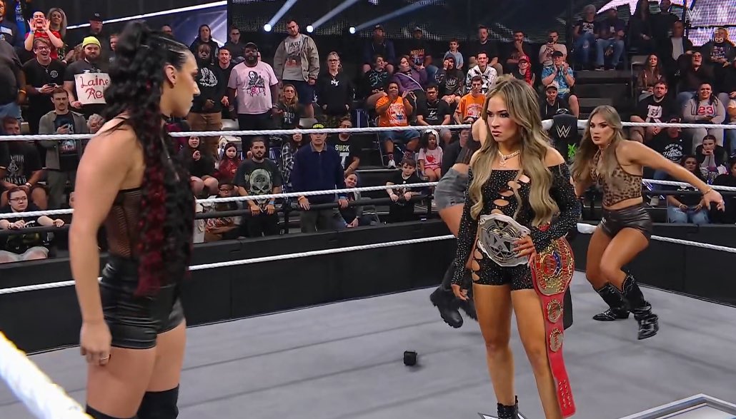 Roman Reigns SZN 💥 tweet media