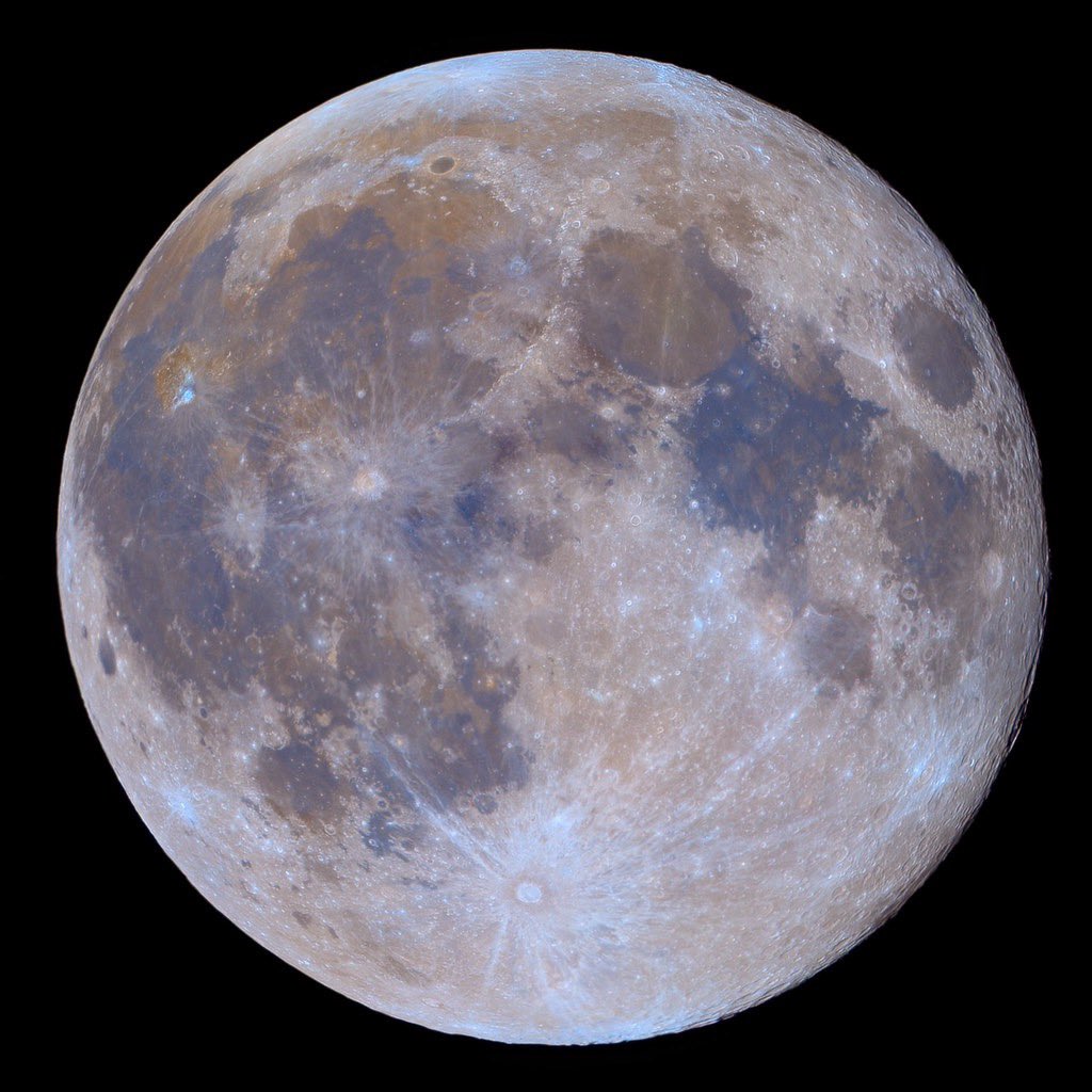 astropics's tweet photo. Full Moon https://t.co/ZEYhu5MSMi