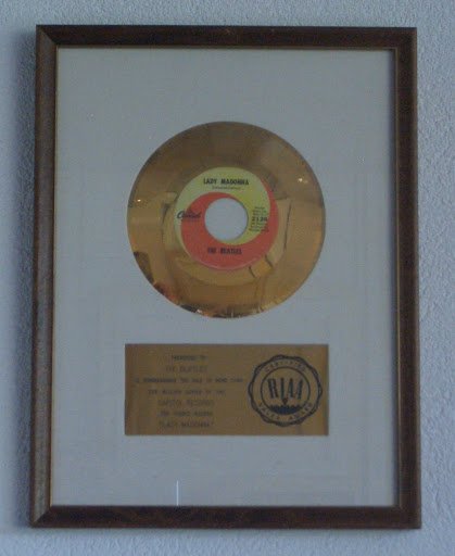 Giorning tweet media