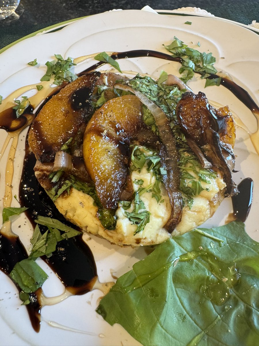 MaybeSoMaybeLot tweet media