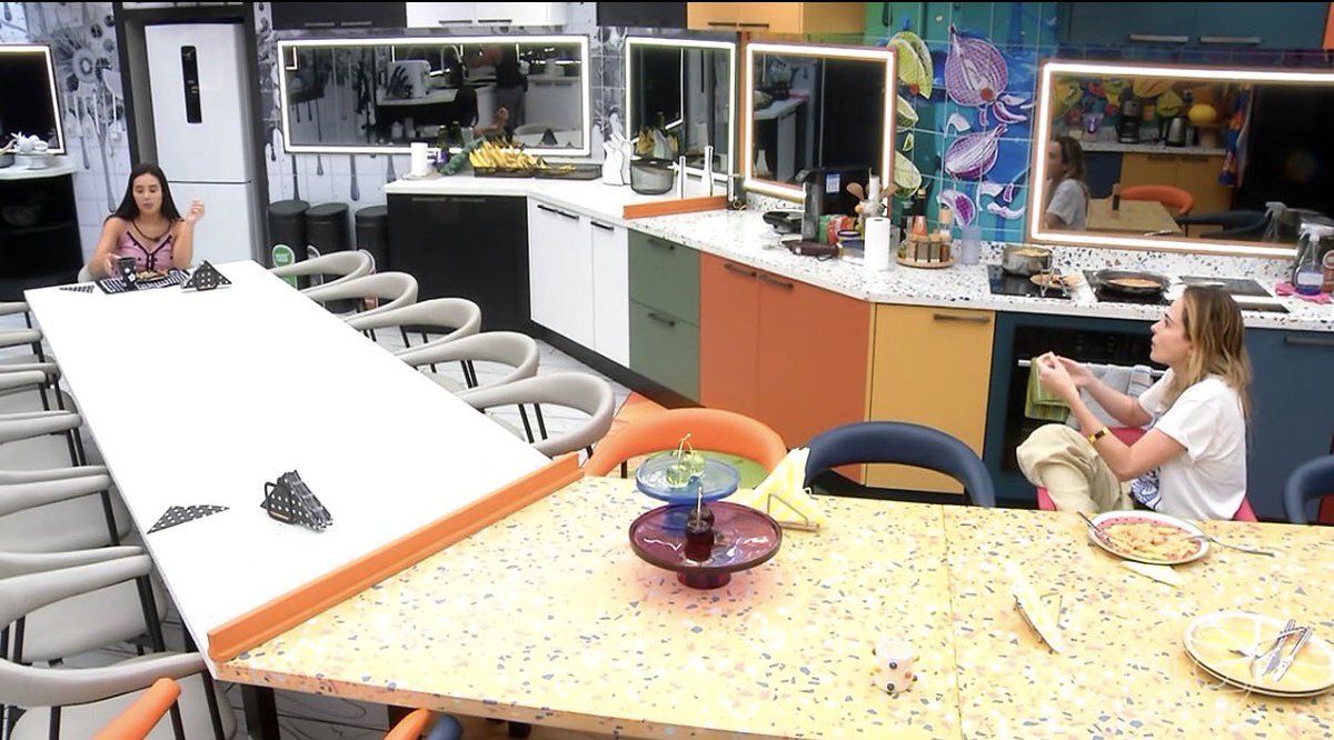 Dora Figueiredo tweet media