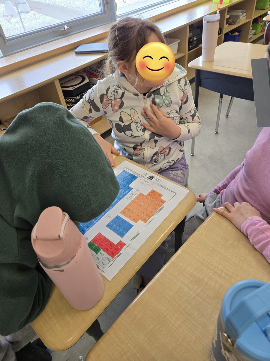MsZs_Class's tweet photo. Today, students examined the floor of the Ontario Legislature and recorded their observations. Tomorrow, we dive into Ontario’s ridings and what those seats really mean. #Grade5 #Civics #OntarioGovernment #SocialStudies https://t.co/aGE0dWCPYy