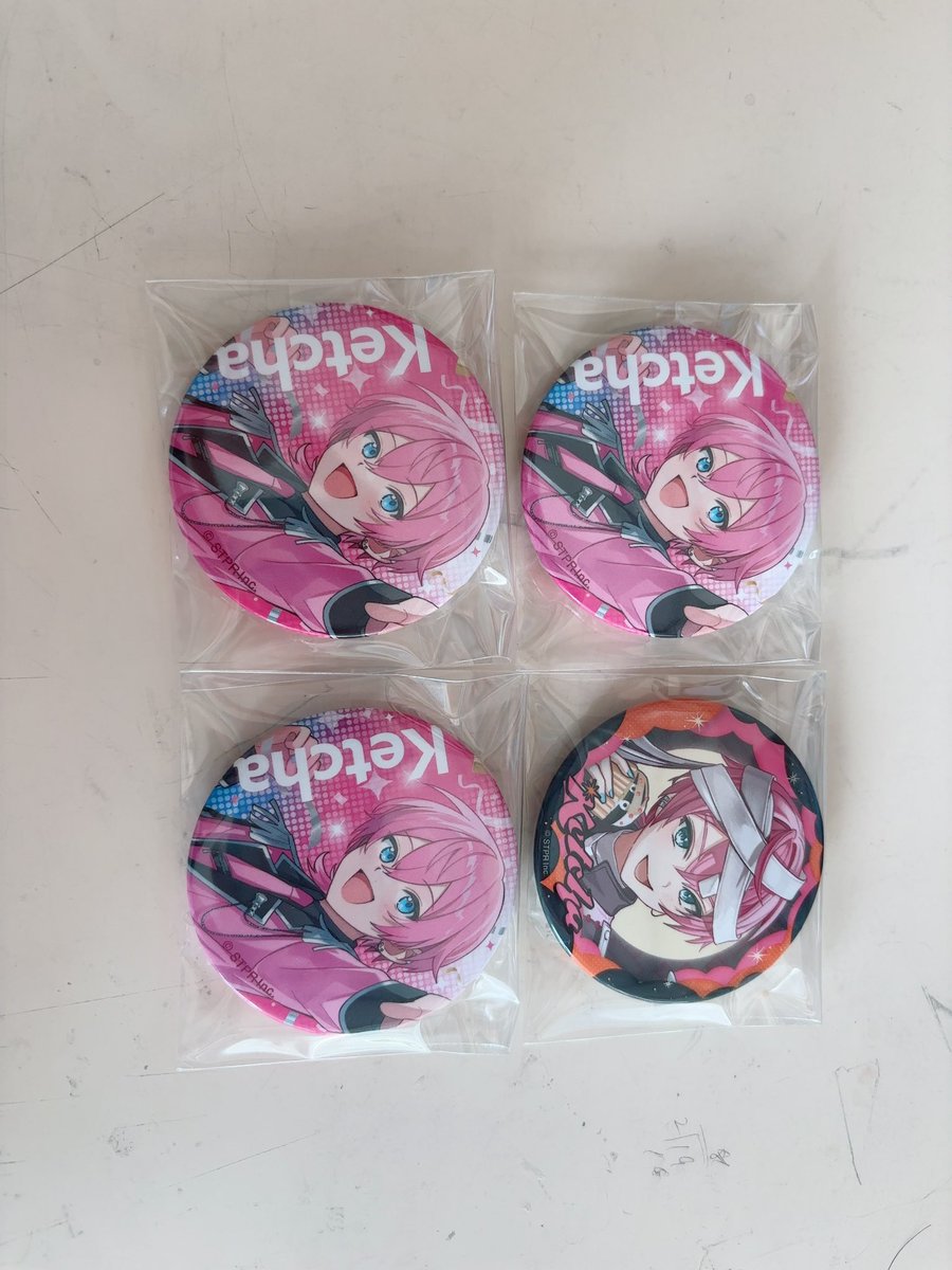 あやな tweet media