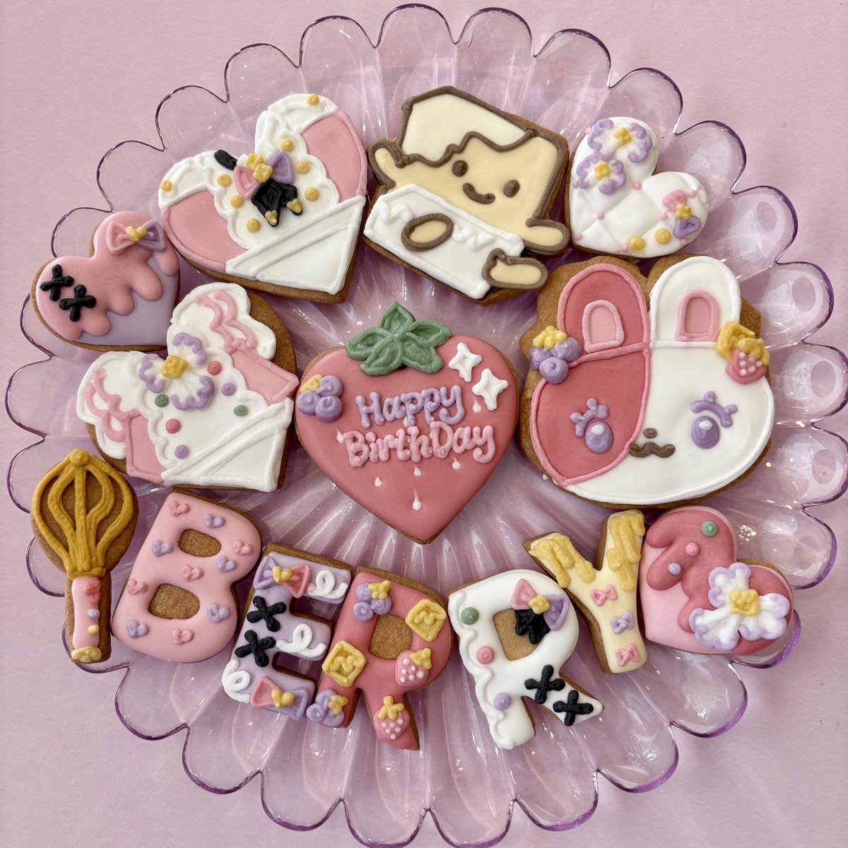 icingcookieoeuf's tweet photo. 🍓🫐🍰🧁🎀 https://t.co/76DsODtC54