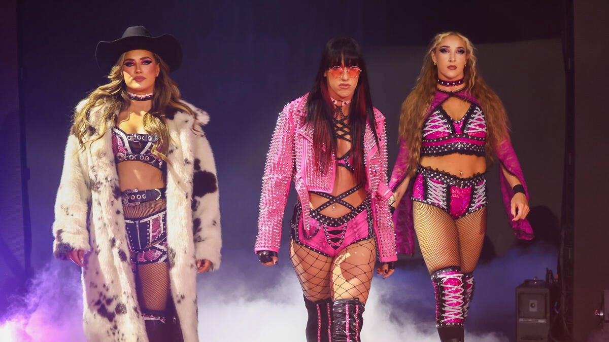 tiff ☀️ tweet media