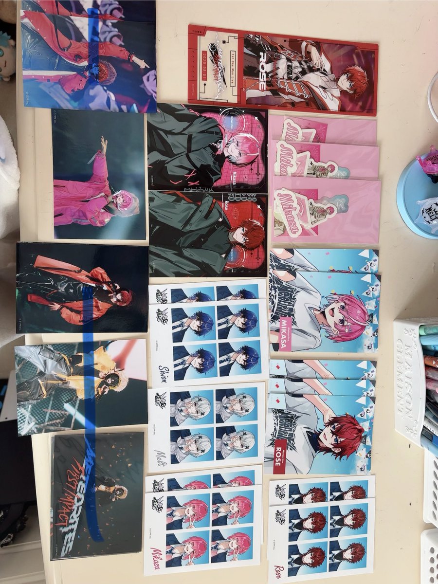 あやな tweet media